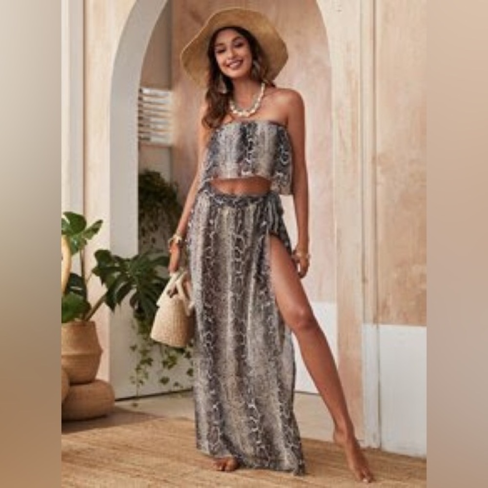 2-piece snakeskin print coverup, size small